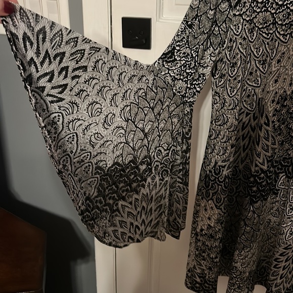 MSK Bell Sleeved Dress (Lg) - Picture 3 of 4